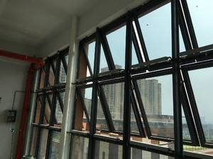 消防電動排煙窗