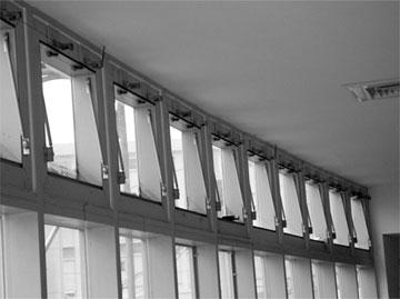 電動(dòng)消防排煙窗