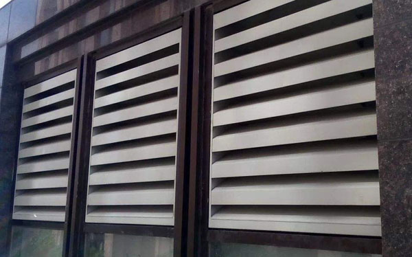 鋁合金電動(dòng)百葉窗 鋁合金電動(dòng)百葉窗