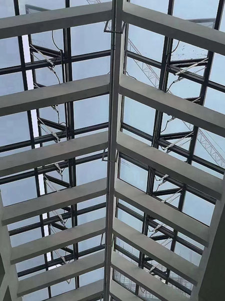 聯(lián)動(dòng)消防排煙天窗.jpg 聯(lián)動(dòng)消防排煙天窗.jpg